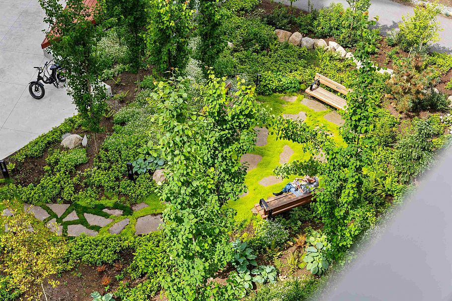 505 2385 Emery Court North Vancouver, BC - 18