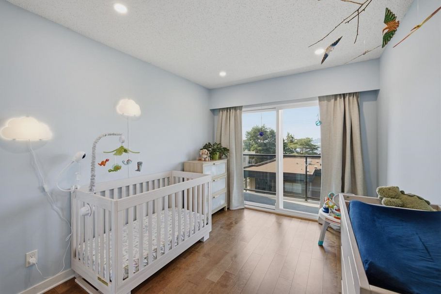 304 325 W 3rd Street North Vancouver, BC - 21