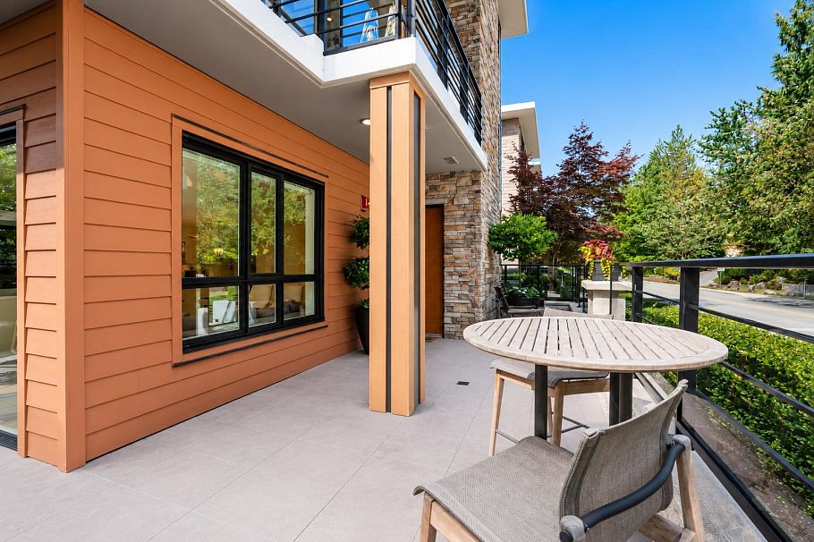 102 1055 Ridgewood Drive North Vancouver, BC - 25