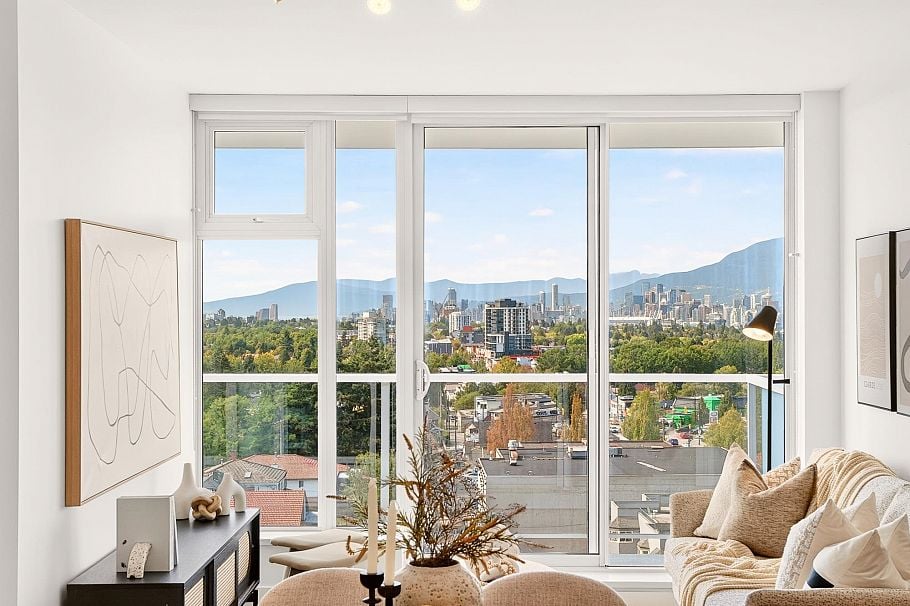 1105 4638 Gladstone Street Vancouver, BC - 5
