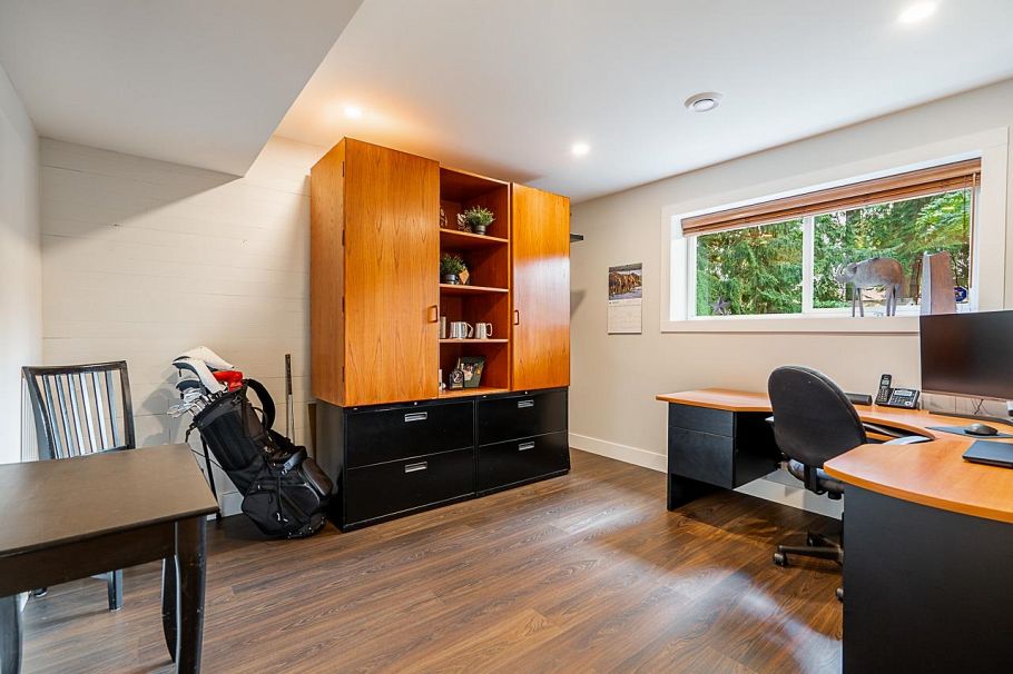 2685 Byron Road North Vancouver, BC - 32