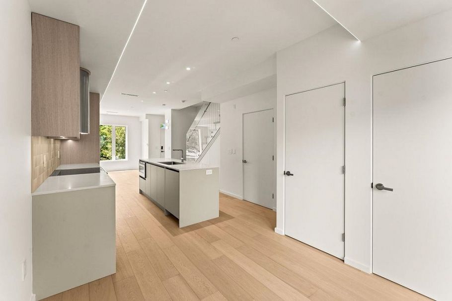 4522 Heather Street Vancouver, BC - 10