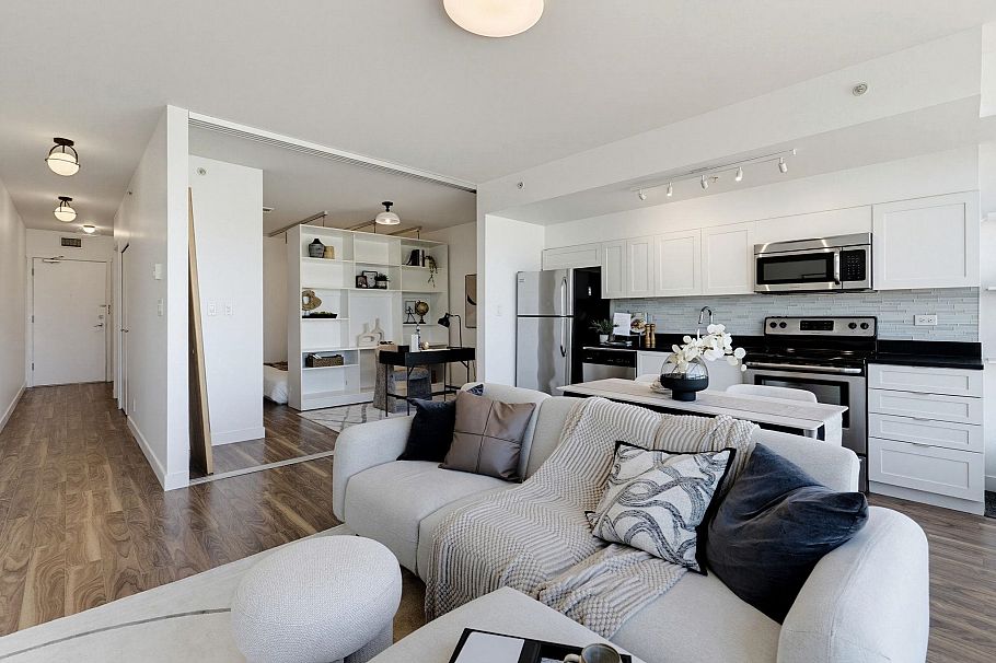 409 2511 Quebec Street Vancouver, BC - 5