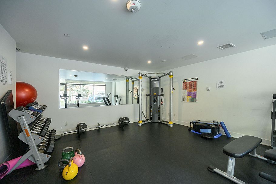 504 131 E 3rd Street North Vancouver, BC - 32