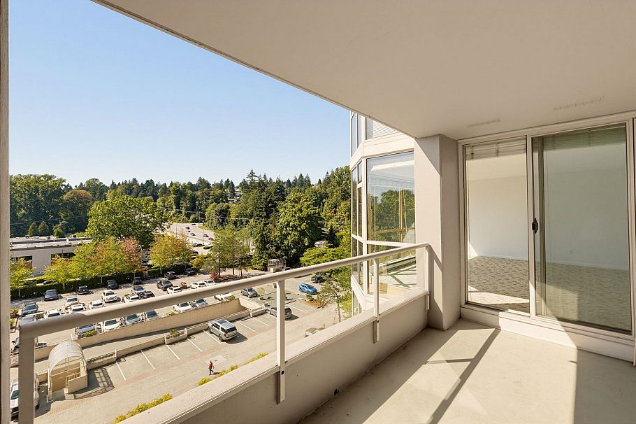 603 1327 E Keith Road North Vancouver, BC - 14