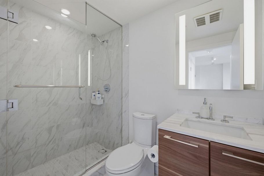 802 8488 Cornish Street Vancouver, BC - 19
