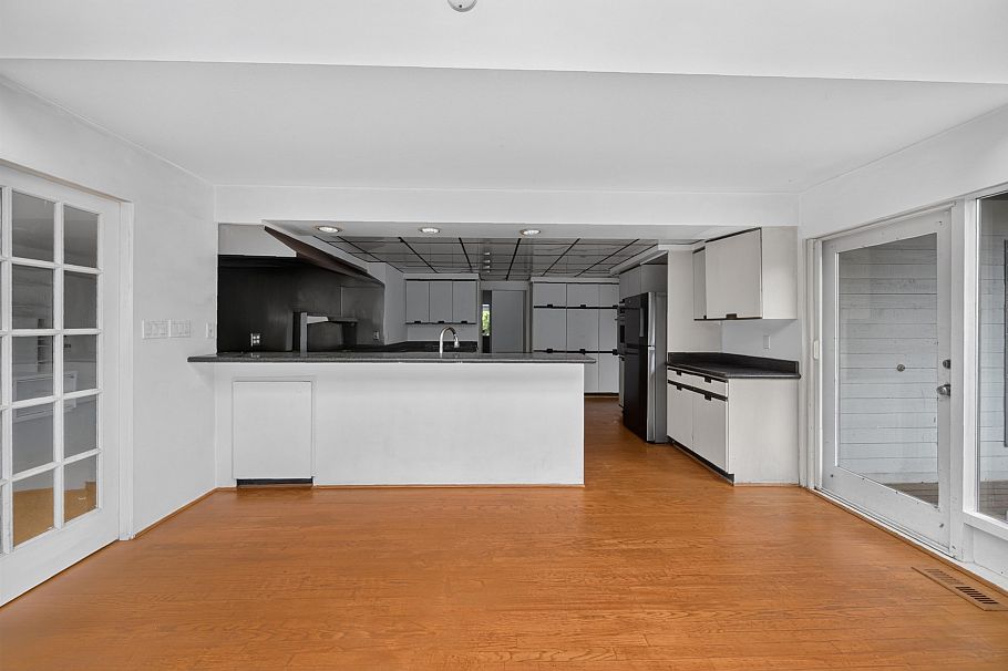 1975 W 18th Avenue Vancouver, BC - 26