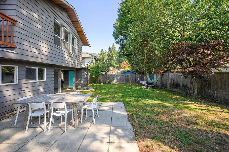 3342 Fromme Road North Vancouver, BC - 30