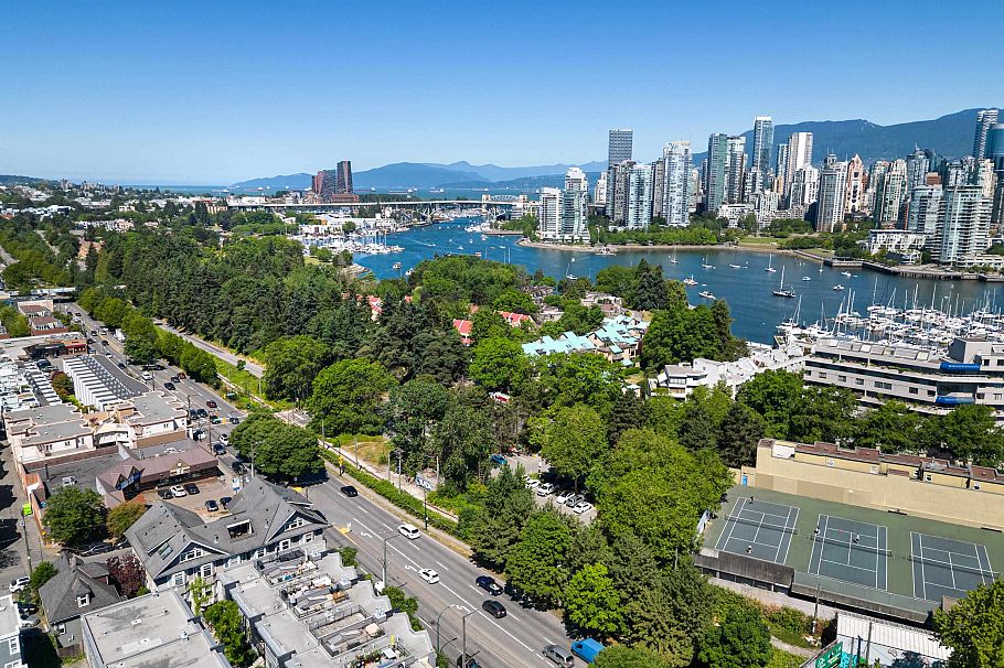 220 676 W 6th Avenue Vancouver, BC - 37