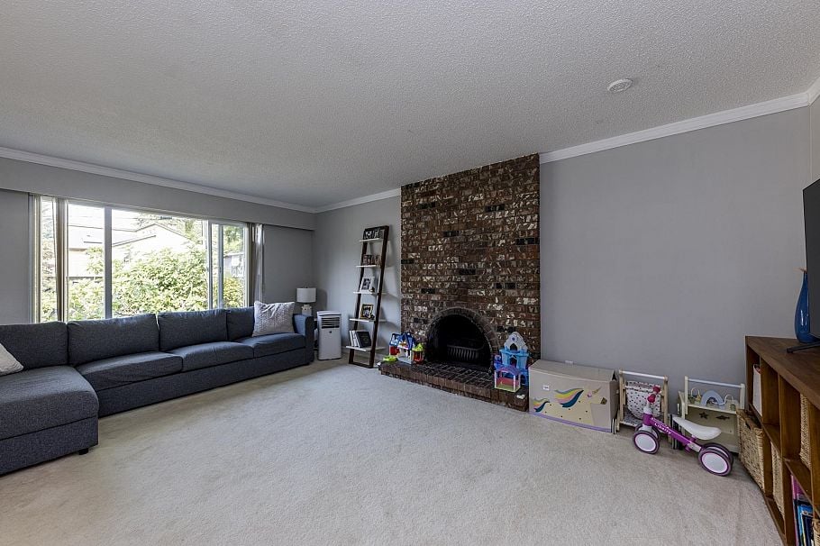 3466 Upton Road North Vancouver, BC - 13
