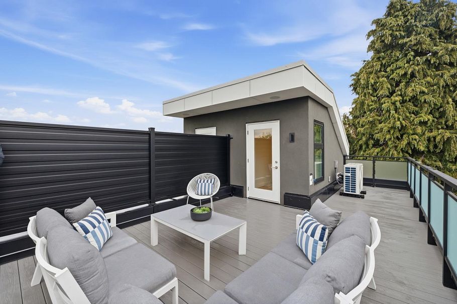 1 2511 Kitchener Street Vancouver, BC - 28