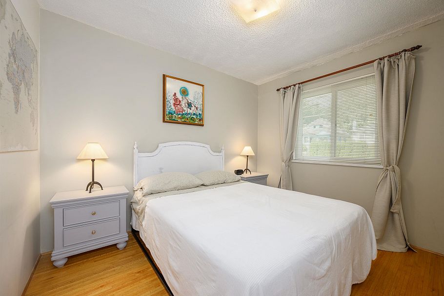 3342 Fromme Road North Vancouver, BC - 20