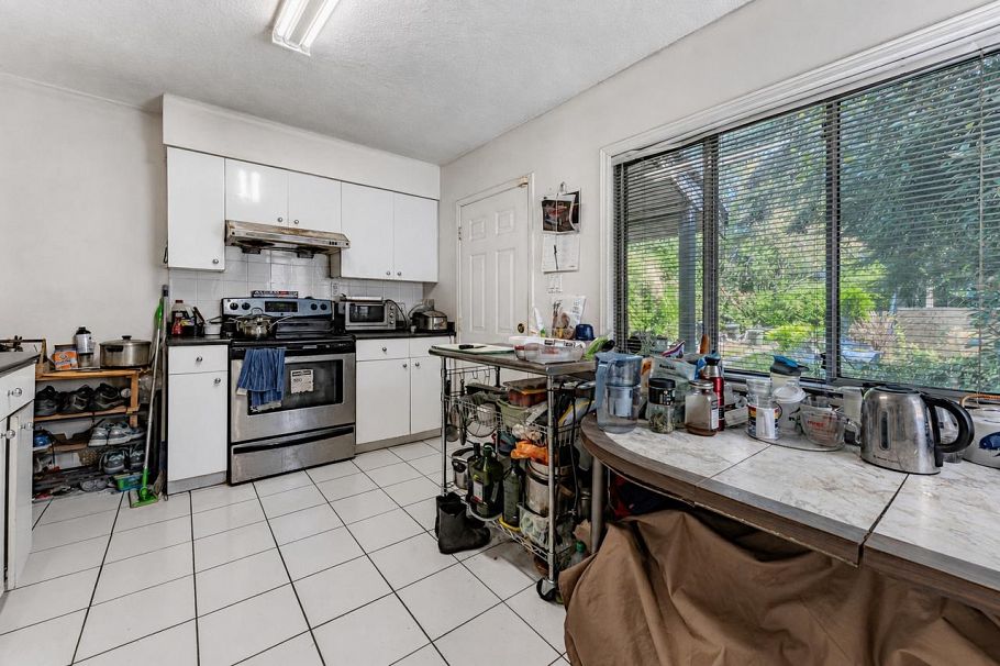 3026 Garden Drive Vancouver, BC - 18