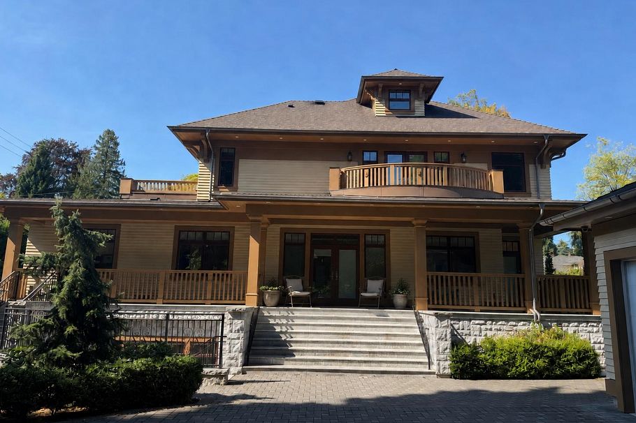 1198 Matthews Avenue Vancouver, BC - 2