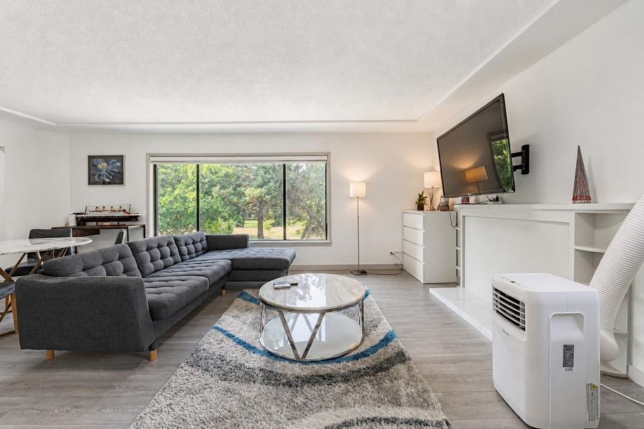 3008 Garden Drive Vancouver, BC - 3