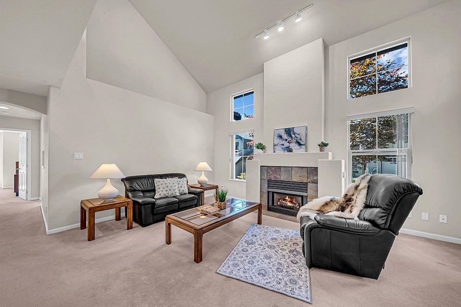 55 1550 Larkhall Crescent North Vancouver, BC - 3