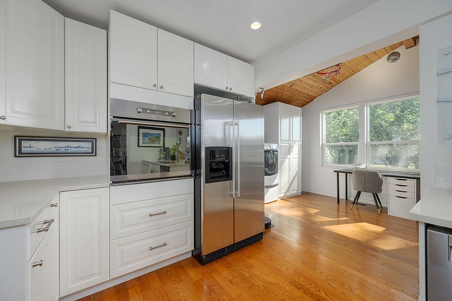 3342 Fromme Road North Vancouver, BC - 6