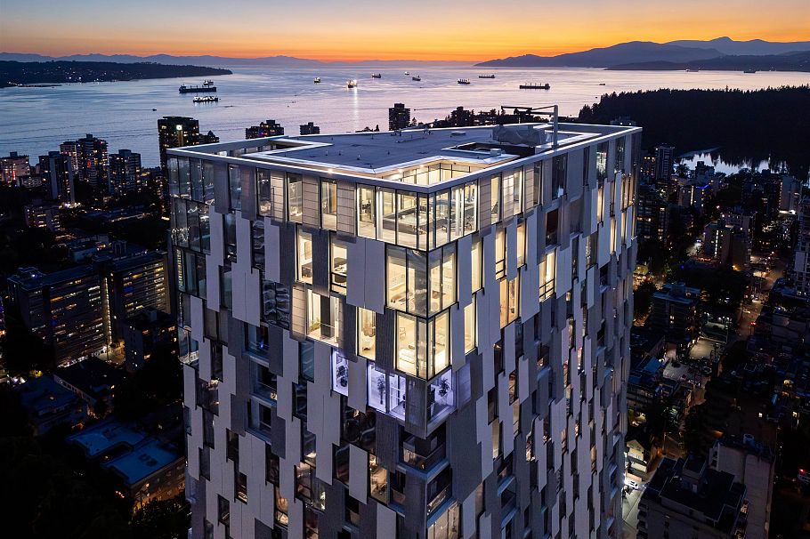 PH2 1568 Alberni Street Vancouver, BC - 1