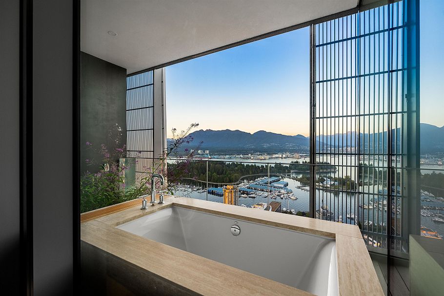 PH2 1568 Alberni Street Vancouver, BC - 12