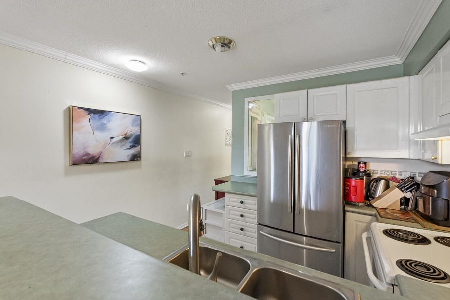 202 868 Kingsway Vancouver, BC - 8