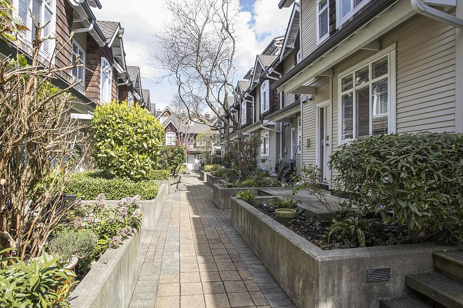 2836 E Kent Avenue South Vancouver, BC - 33