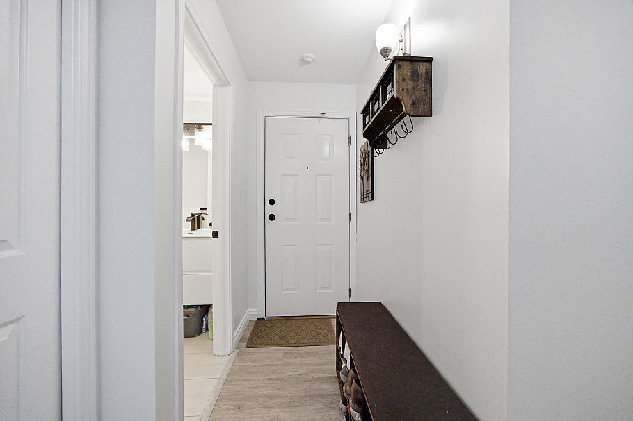 101 175 W 4th Street North Vancouver, BC - 21