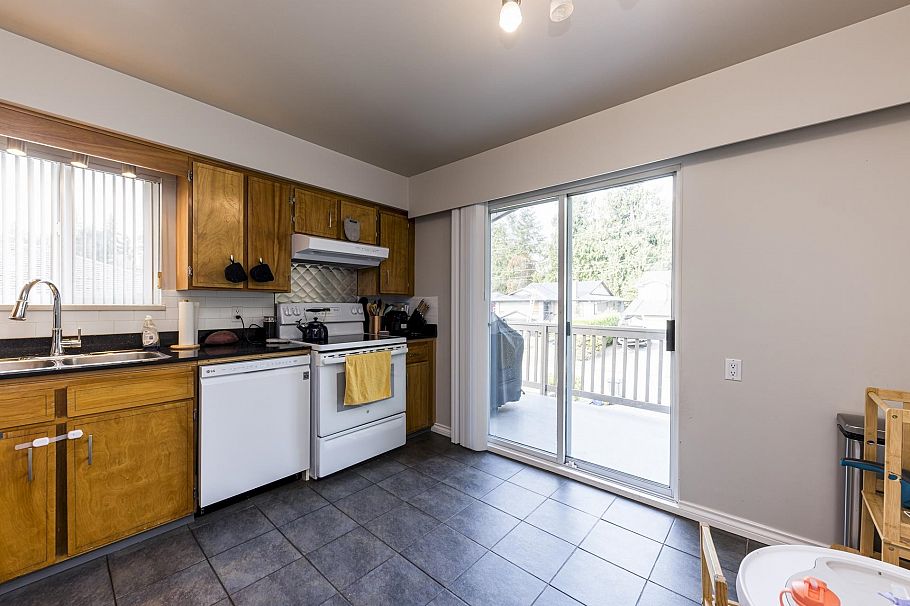 3466 Upton Road North Vancouver, BC - 18