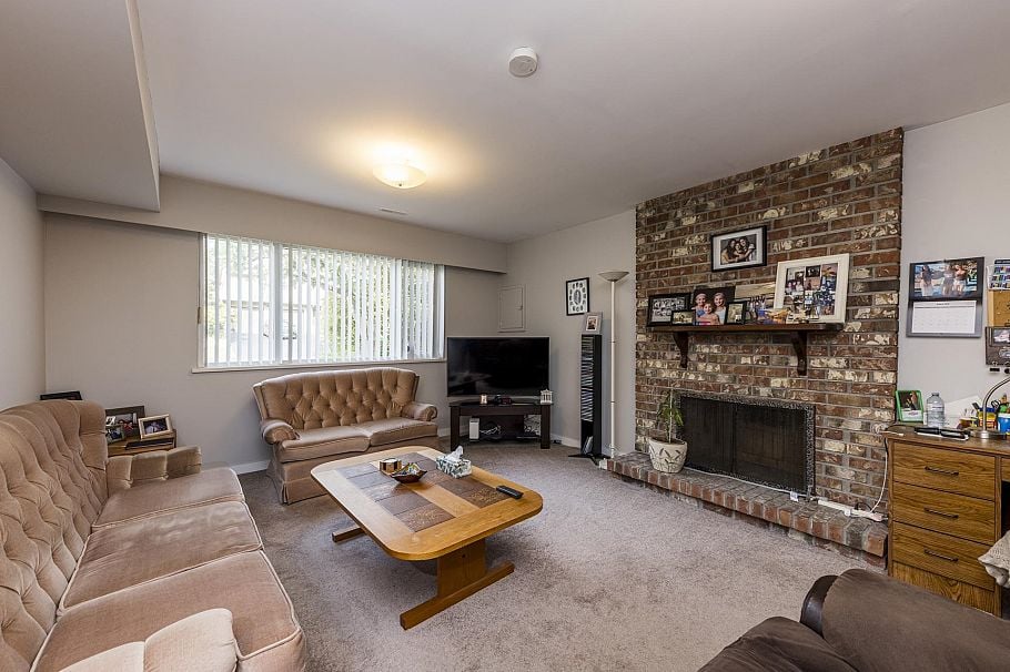 3466 Upton Road North Vancouver, BC - 6