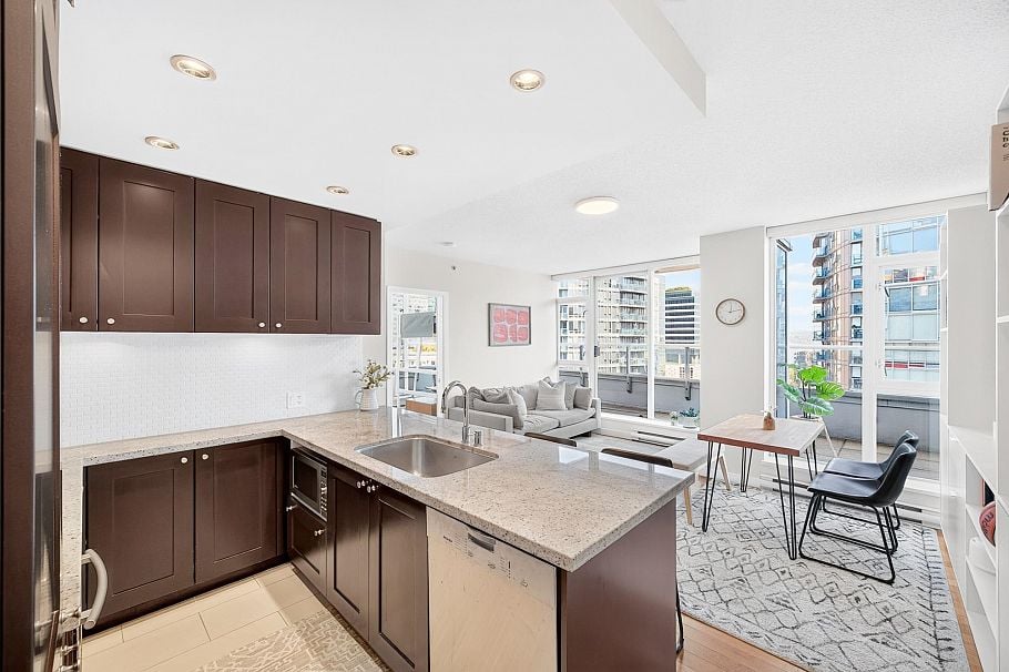 1802 821 Cambie Street Vancouver, BC - 4