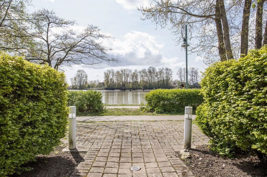 2836 E Kent Avenue South Vancouver, BC - 37