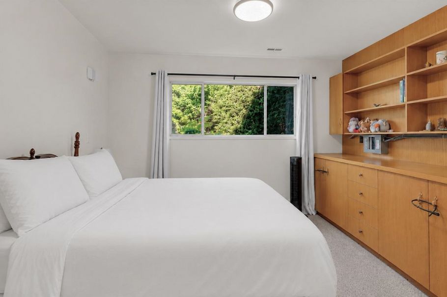 403 Newdale Court North Vancouver, BC - 23