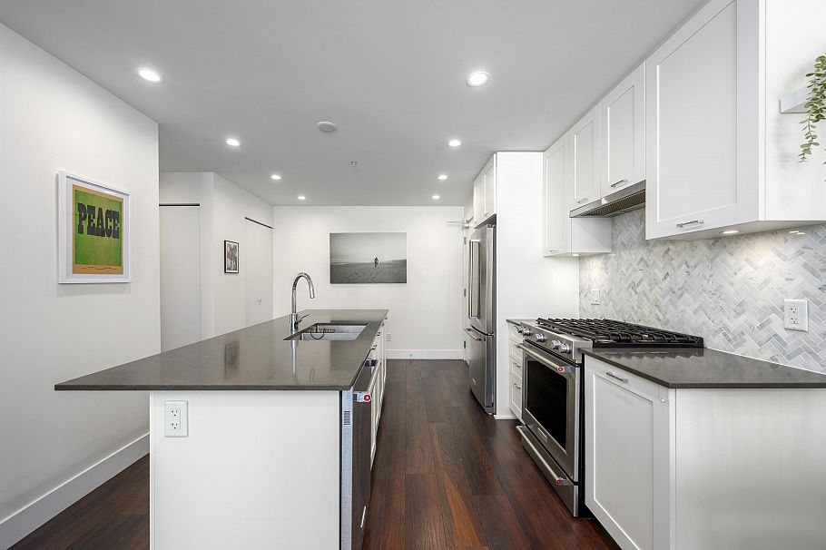 504 131 E 3rd Street North Vancouver, BC - 12