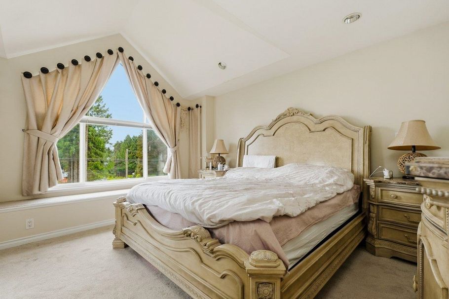 2048 St. Georges Avenue North Vancouver, BC - 14