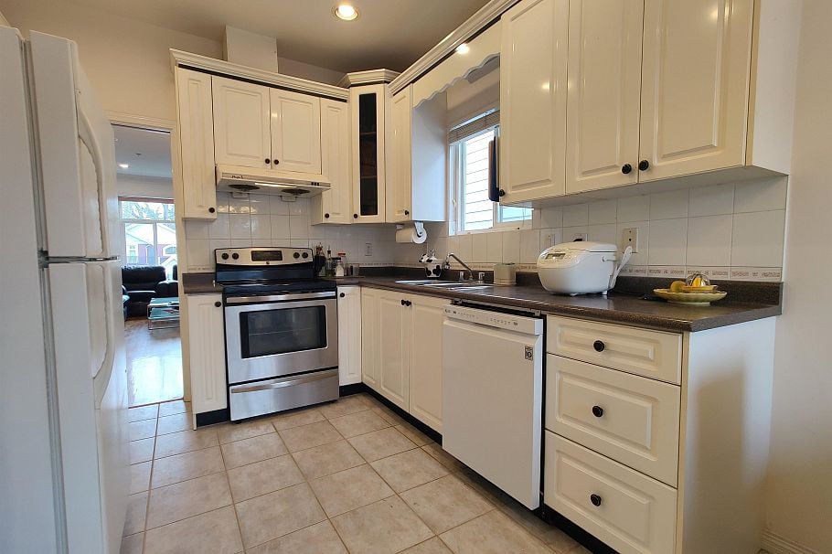 3461 William Street Vancouver, BC - 10