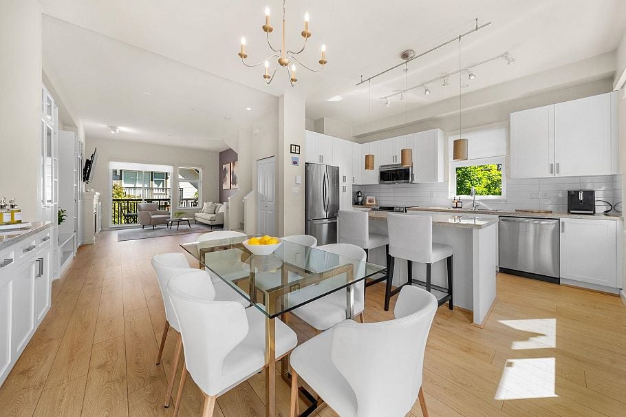 766 Orwell Street North Vancouver, BC - 3