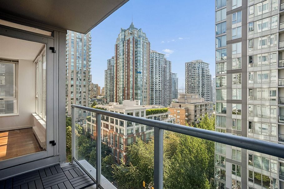 1104 1001 Richards Street Vancouver, BC - 19