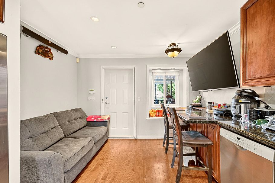5009 Payne Street Vancouver, BC - 15