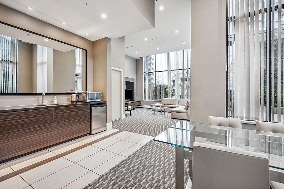 903 151 W 2nd Street North Vancouver, BC - 24