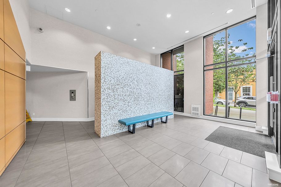 208 2321 Scotia Street Vancouver, BC - 39