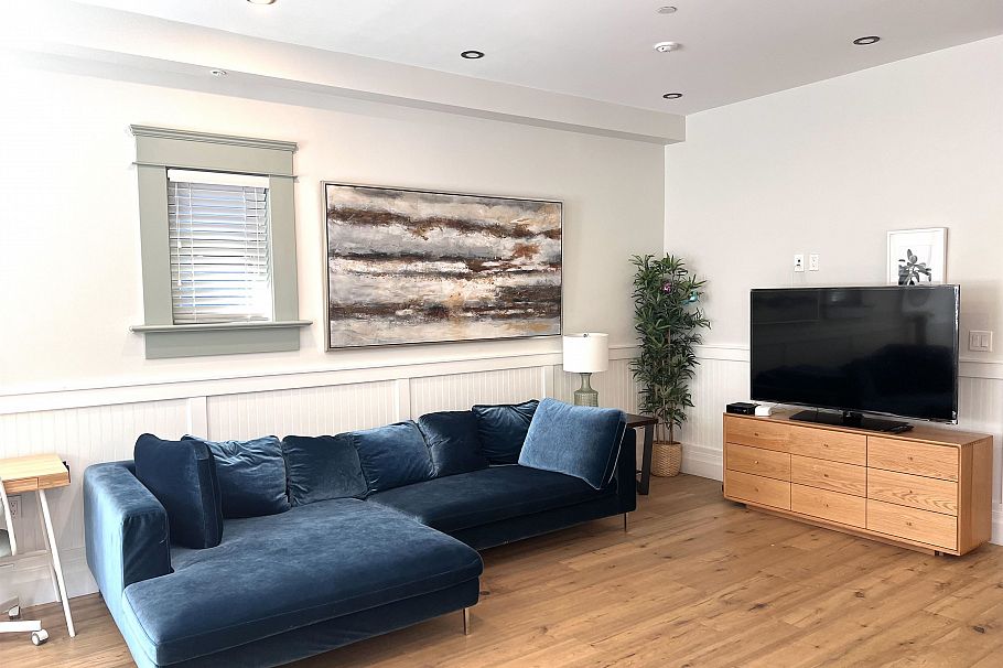 3 1150 Comox Street Vancouver, BC - 7