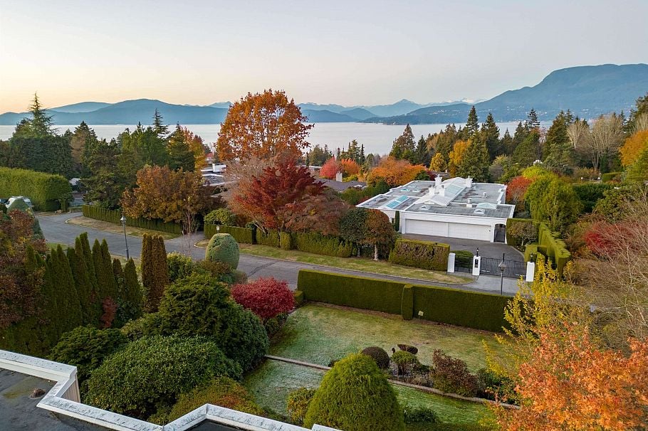 5550 Kingston Road Vancouver, BC - 3