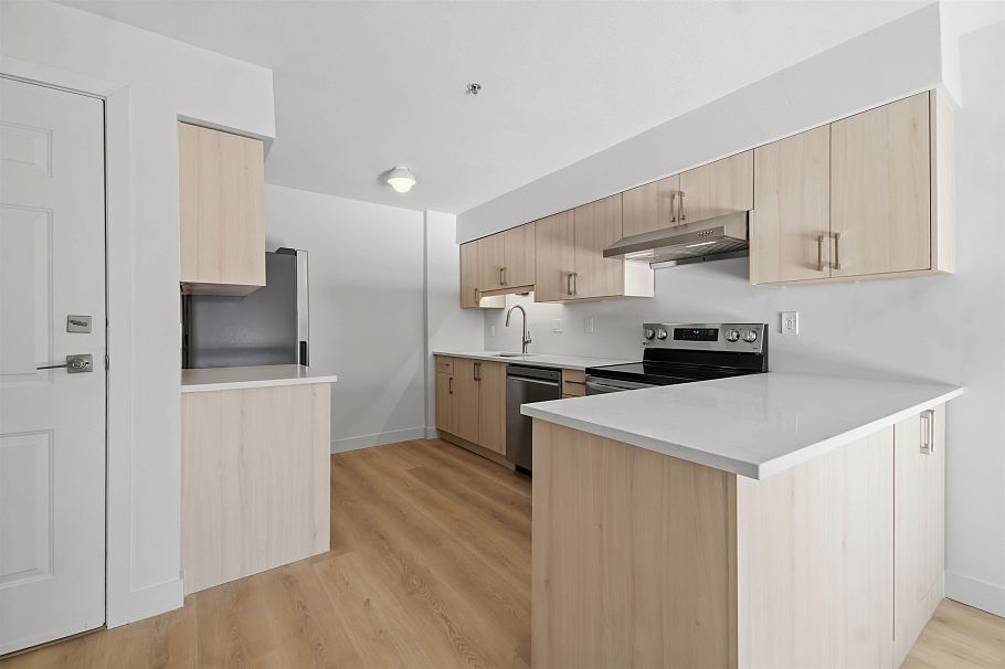 306 2928 Commercial Drive Vancouver, BC - 17
