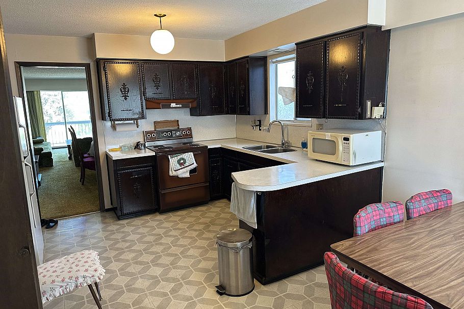 3126 E 20th Avenue Vancouver, BC - 6
