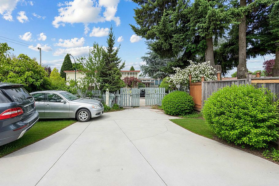 6987 Balmoral Street Vancouver, BC - 39