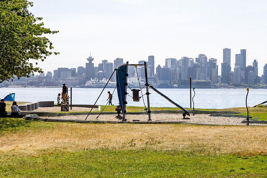 903 151 W 2nd Street North Vancouver, BC - 33