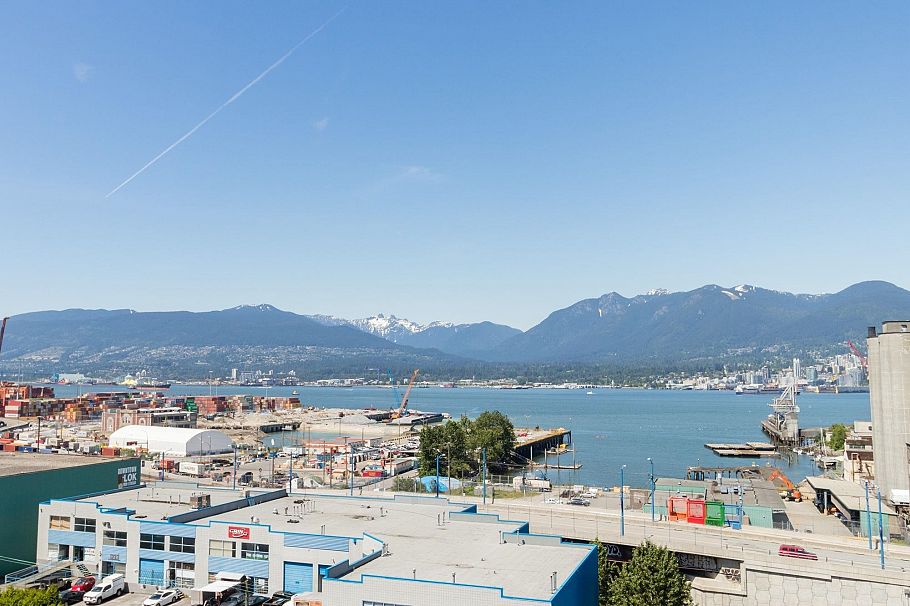 201 983 E Hastings Street Vancouver, BC - 35
