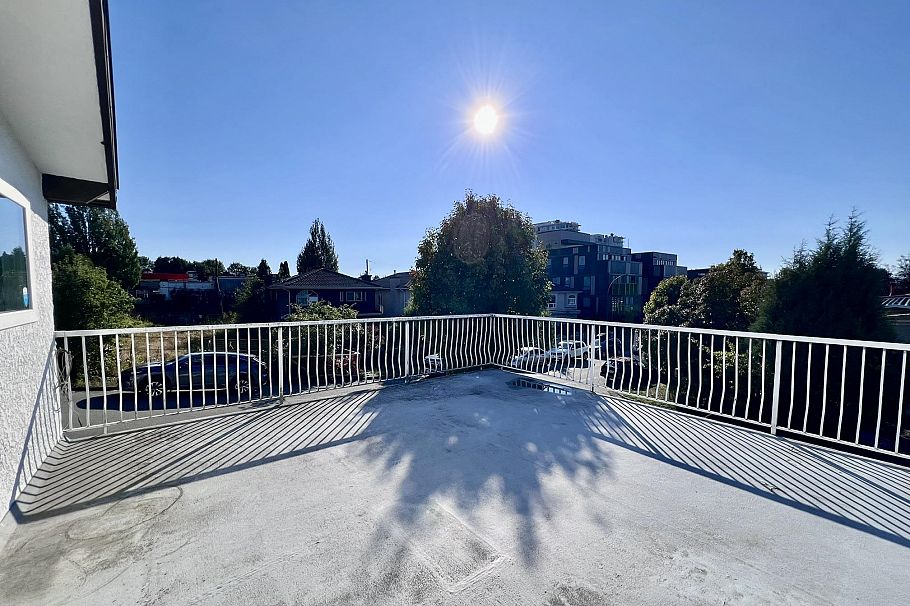 4695 Nanaimo Street Vancouver, BC - 21