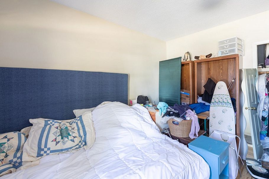 380 E 58th Avenue Vancouver, BC - 6