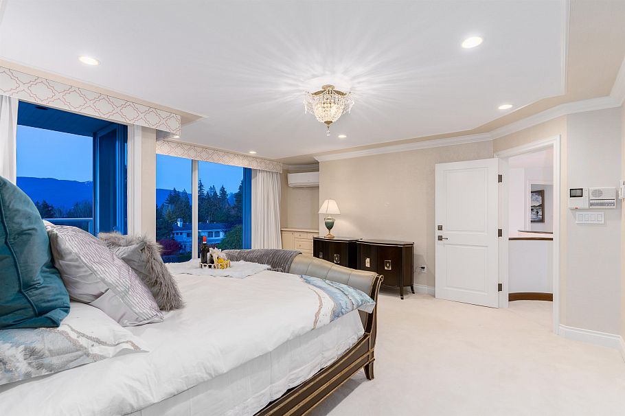 5550 Kingston Road Vancouver, BC - 19