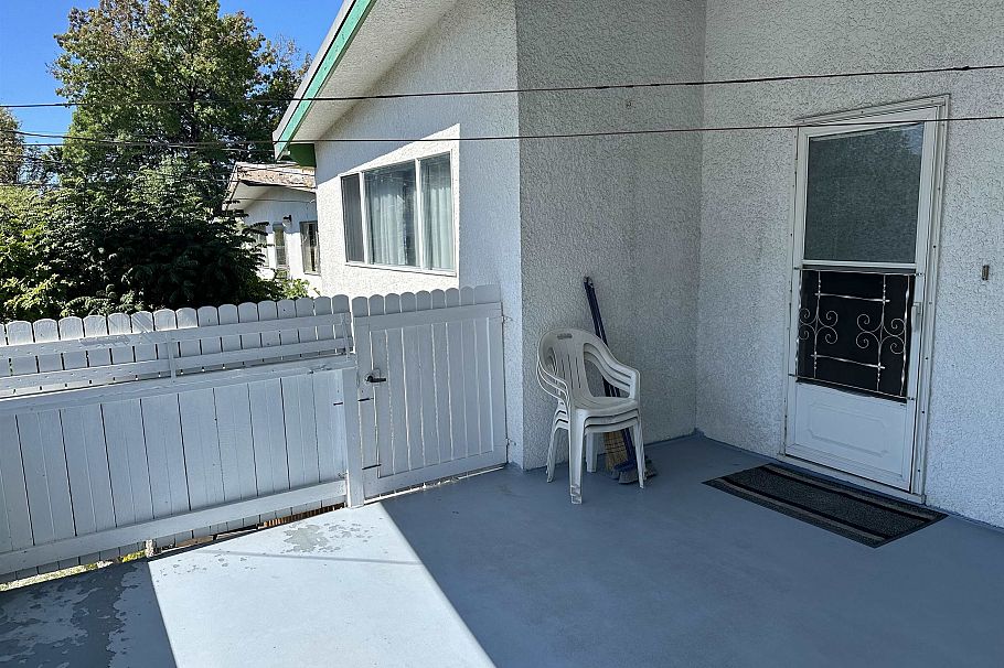 3126 E 20th Avenue Vancouver, BC - 26